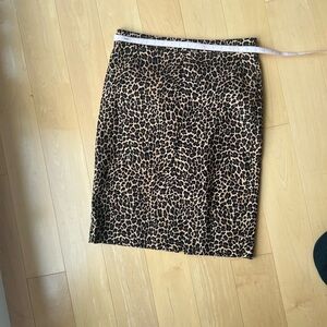 J.Crew leopard print pencil skirt EUC size 12
